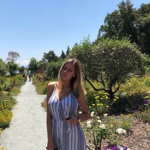 Meet your Posher, Meredith